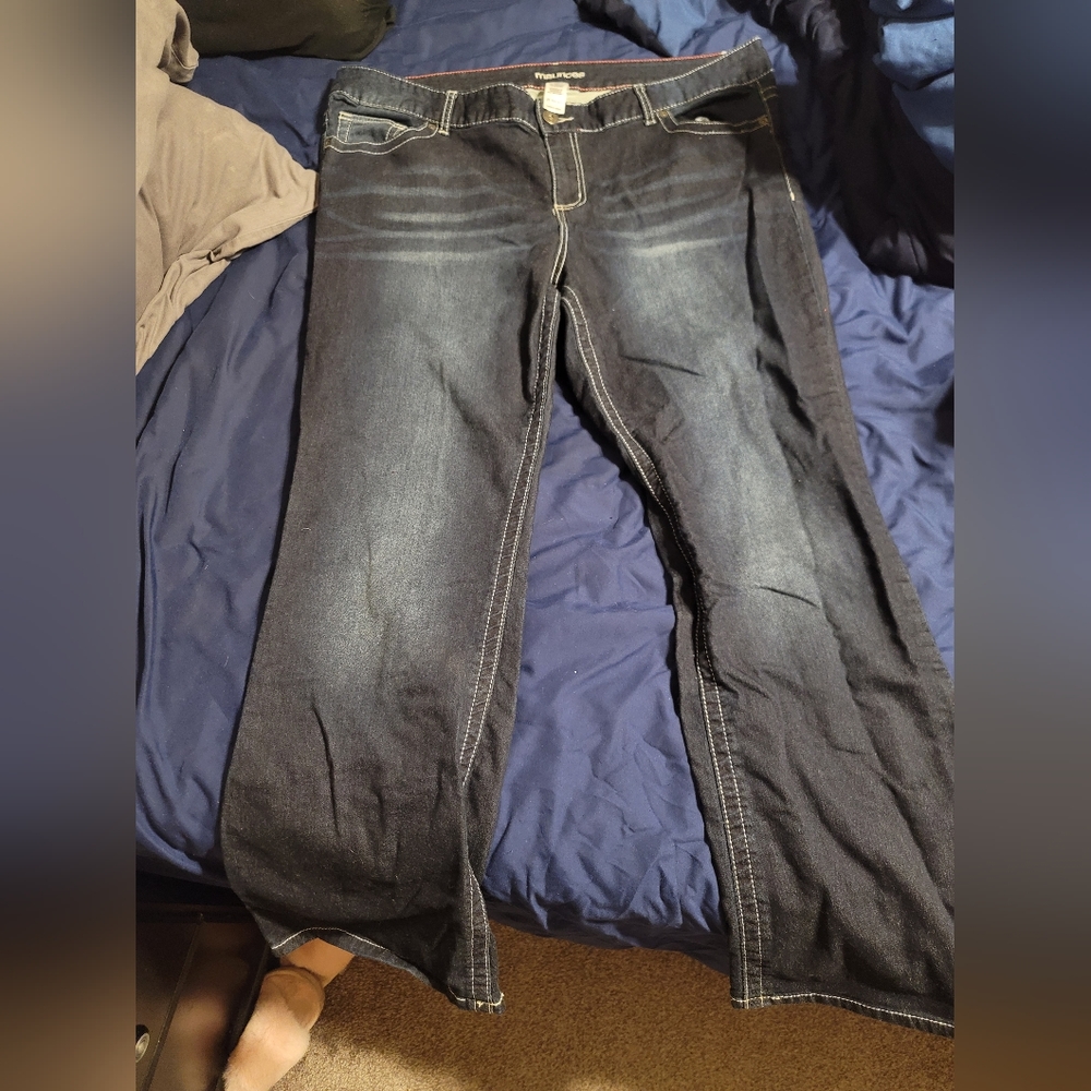 Dark bootcut jeans